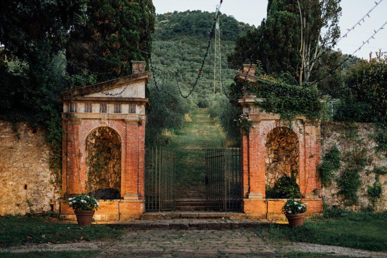 Buonvisi B&B ลุคคา ภายนอก รูปภาพ