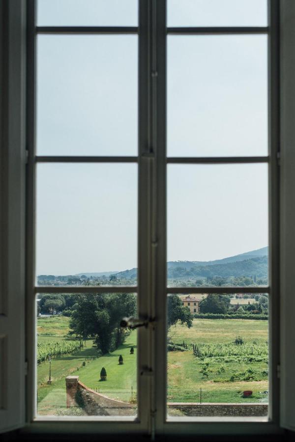 Buonvisi B&B ลุคคา ภายนอก รูปภาพ